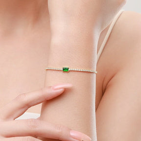 Pulseira Dourada com Zircônia Verde