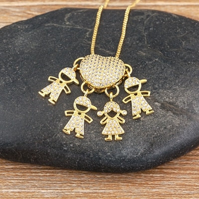 Colar Amor de Mãe Banhado a Ouro 18k - 1 a 5 pingentes